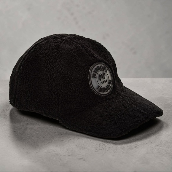 Missoni Black soft faux Shearling Logo Patch Baseball SnapBack Cap | OS - Picture 1 of 13